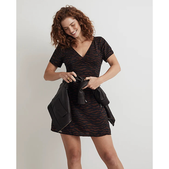 Madewell V Neck Mini Dress Abstract Animal True Black Zebra Viscose US 2 NWT - Picture 2 of 14